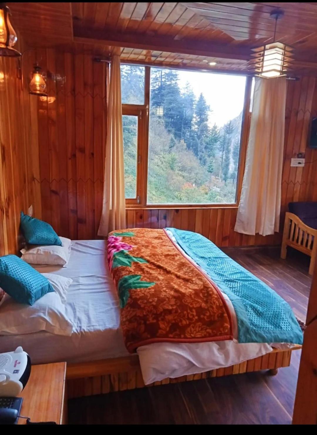 Shangri-La Rooms & Restaurant Kasol Exterior foto
